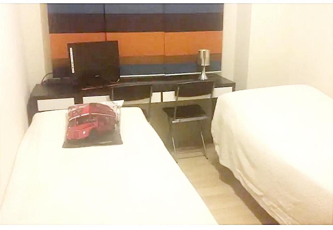 On The Beach! Frente Al Paseo Maritimo, Parking Y Piscina 马拉加 外观 照片